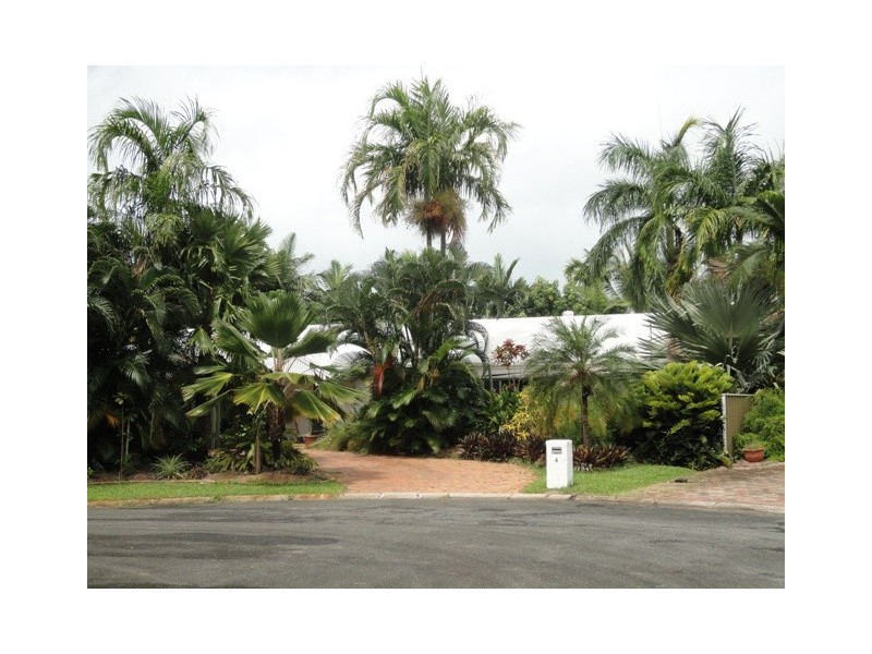 4 Michaelmas Close, Clifton Beach QLD 4879