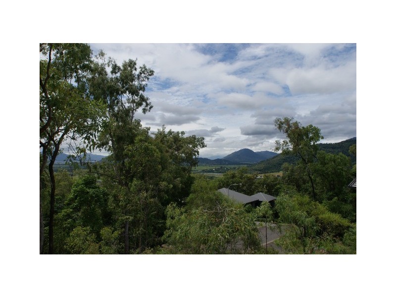 2 Tranquil Place, Smithfield QLD 4878