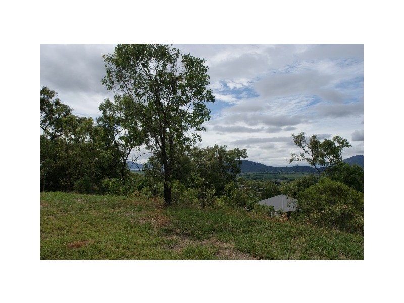2 Tranquil Place, Smithfield QLD 4878