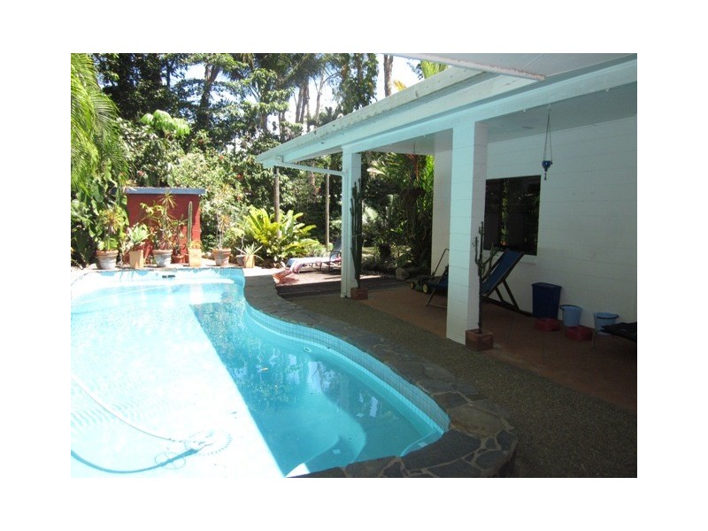 26 Satellite Street, Clifton Beach QLD 4879