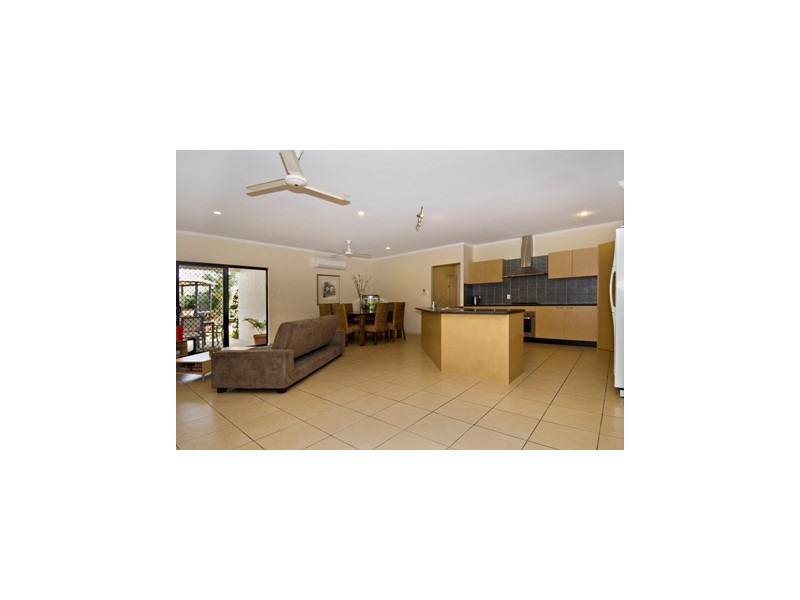 22 Moore Road, Kewarra Beach QLD 4879