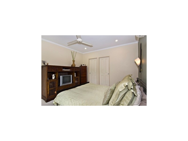22 Moore Road, Kewarra Beach QLD 4879