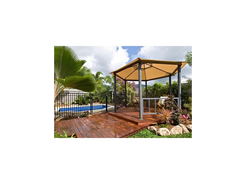 22 Moore Road, Kewarra Beach QLD 4879