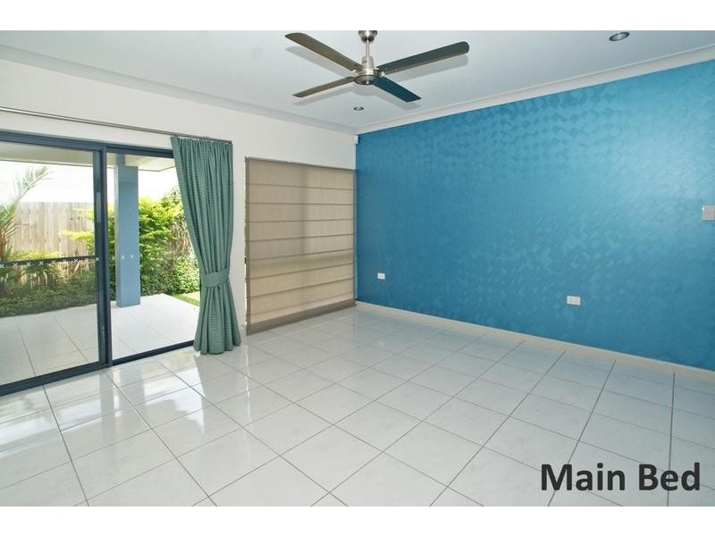 18 Selwyn Cct, Trinity Park QLD 4879