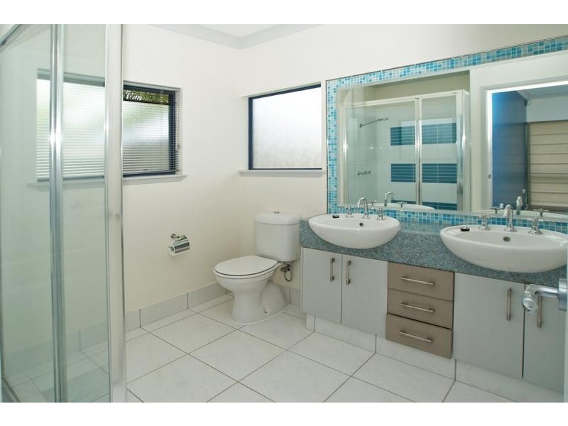 18 Selwyn Cct, Trinity Park QLD 4879