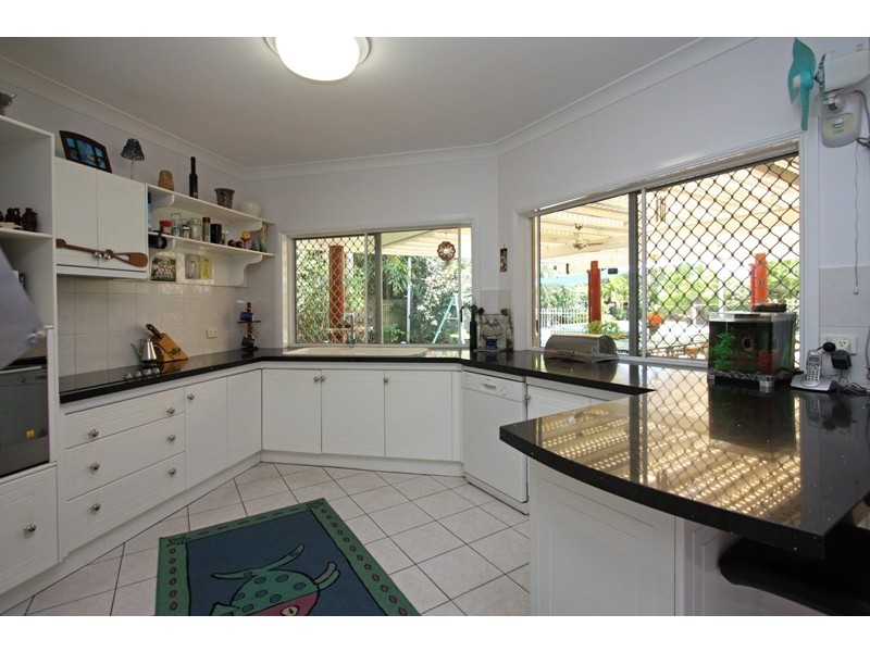 2 Avoca Close, Kewarra Beach QLD 4879