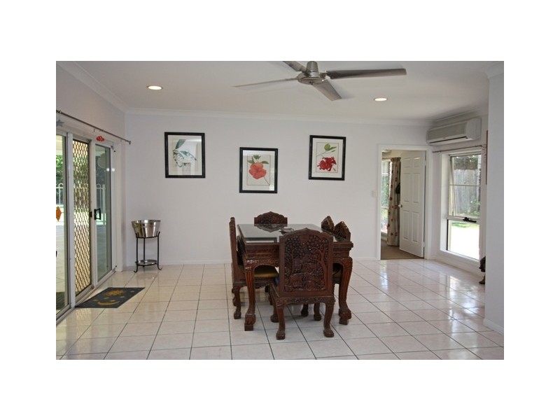 2 Avoca Close, Kewarra Beach QLD 4879
