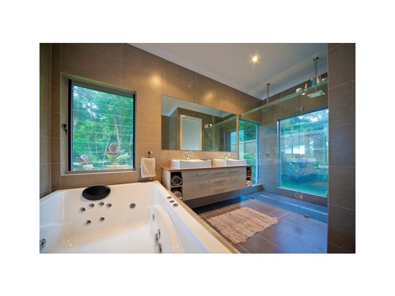 21 Muller Street, Palm Cove QLD 4879