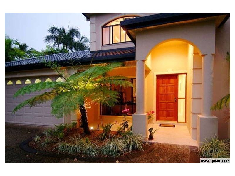Clifton Beach QLD 4879