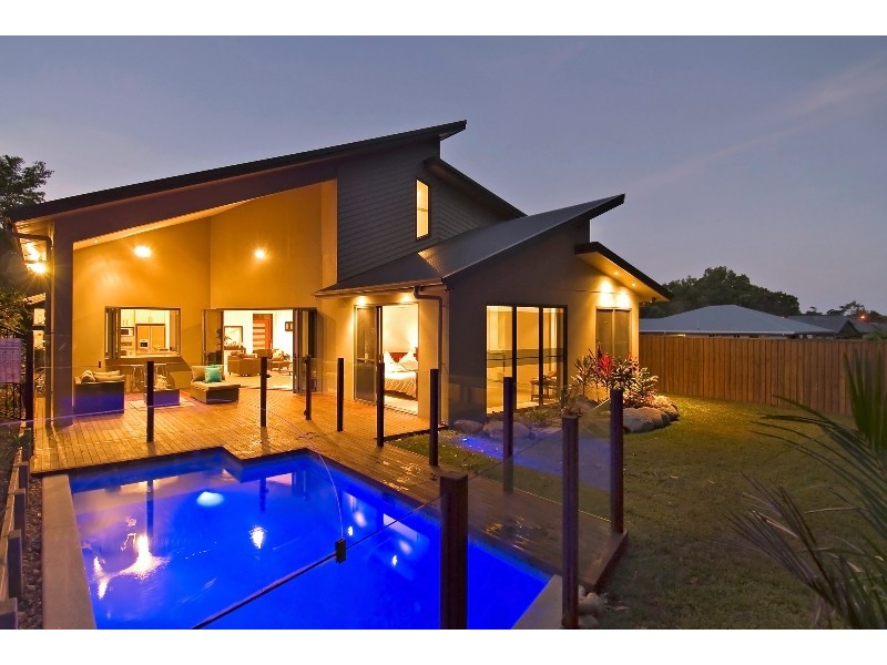 29 Aurelia Street, Palm Cove QLD 4879