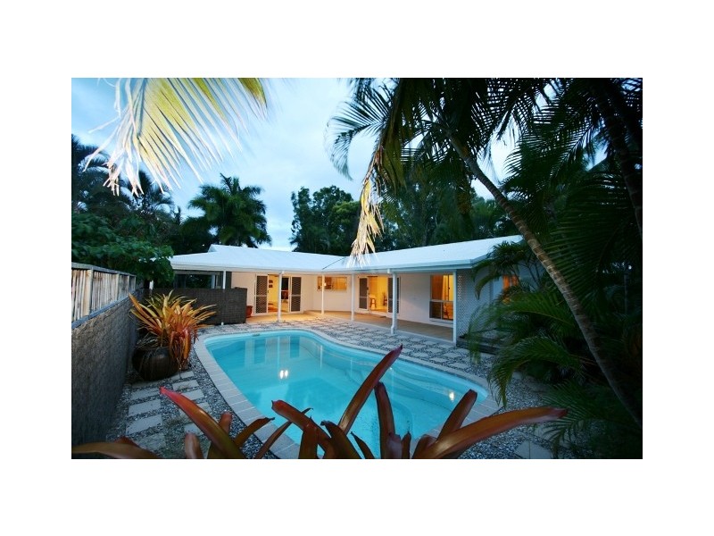 51 Yule Avenue, Clifton Beach QLD 4879