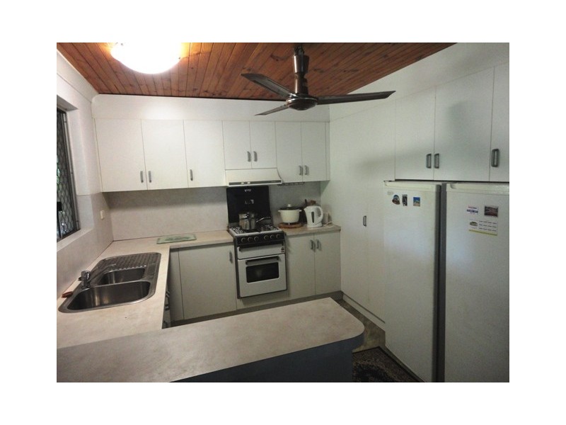 1 Rudder Street, Clifton Beach QLD 4879