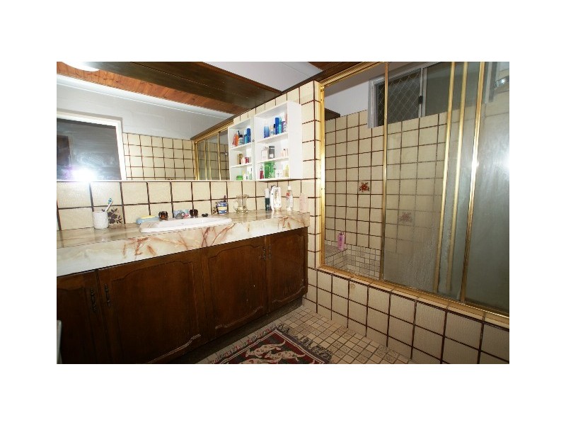 1 Rudder Street, Clifton Beach QLD 4879