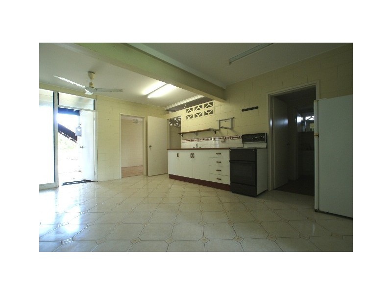 3 Mahab Street, Kewarra Beach QLD 4879