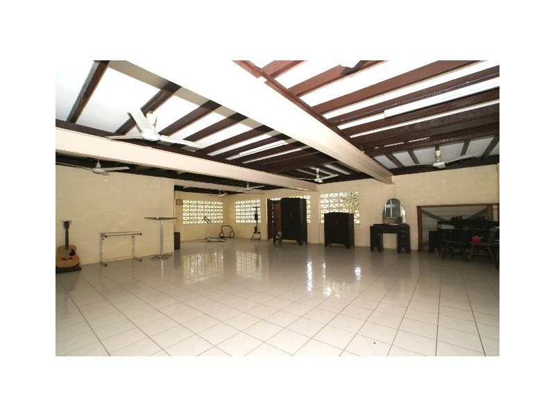 3 Mahab Street, Kewarra Beach QLD 4879