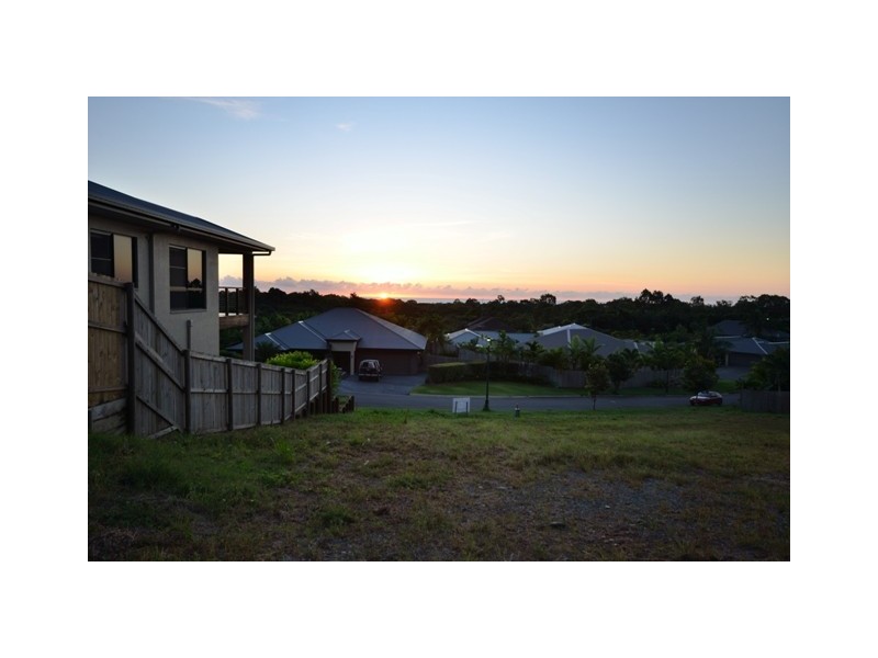 18 Cocus Crescent, Palm Cove QLD 4879