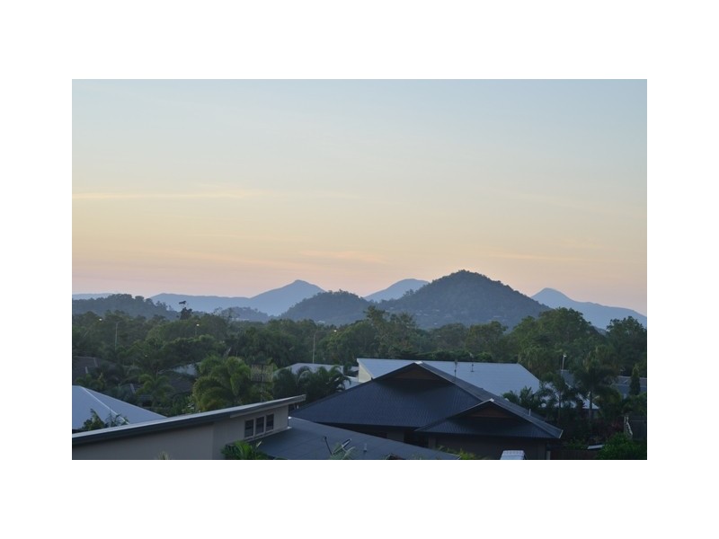 18 Cocus Crescent, Palm Cove QLD 4879
