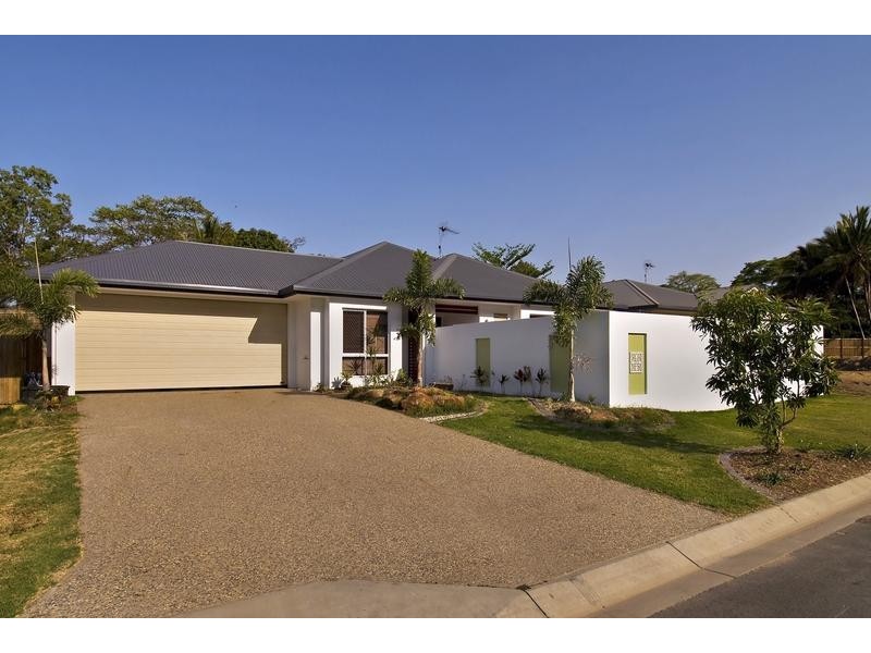 26 Hideaway Close, Palm Cove QLD 4879