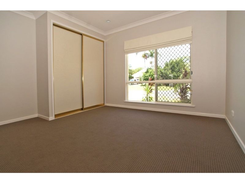 29 Dolphin Close, Kewarra Beach QLD 4879