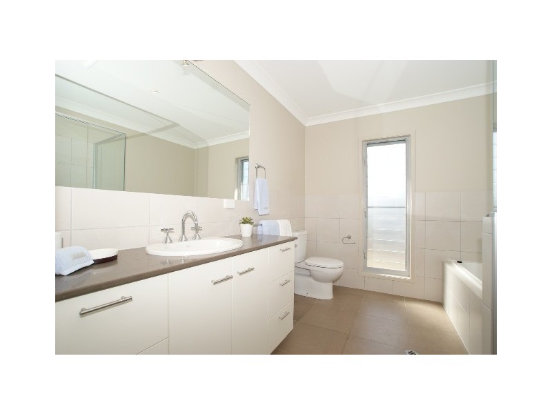 101 Harbour Drive, Trinity Park QLD 4879