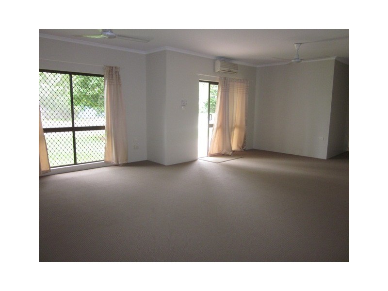 21 Cumberland Avenue, Smithfield QLD 4878