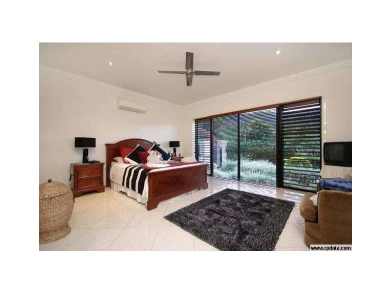 21 Kawana Street, Caravonica QLD 4878