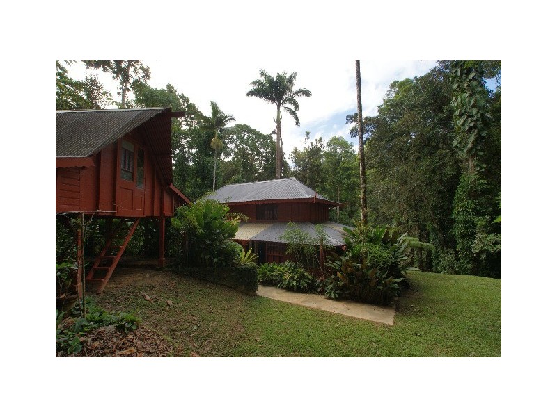11 Weir Road, Kuranda QLD 4881