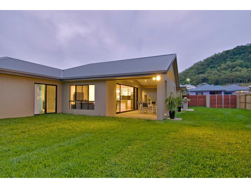 119 Roberts Drive, Trinity Beach QLD 4879