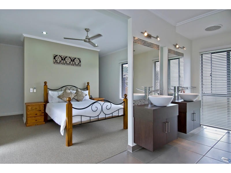 119 Roberts Drive, Trinity Beach QLD 4879