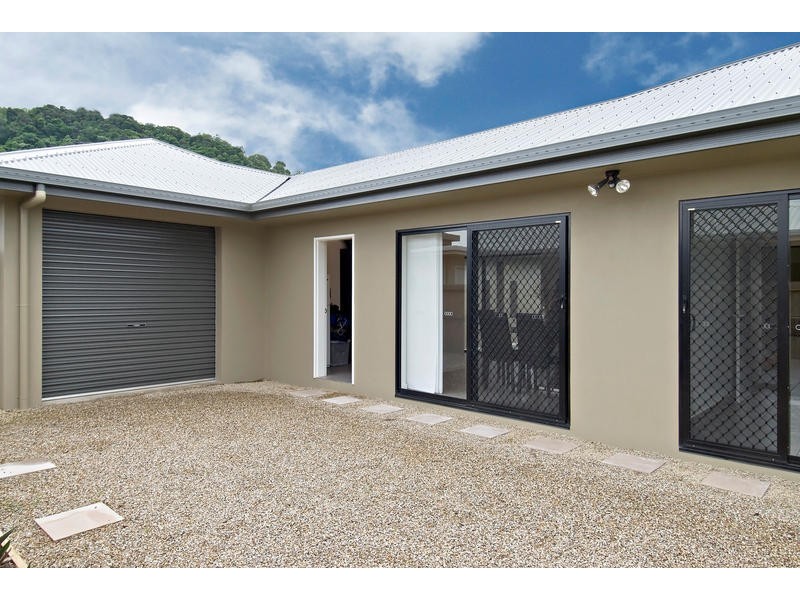 119 Roberts Drive, Trinity Beach QLD 4879