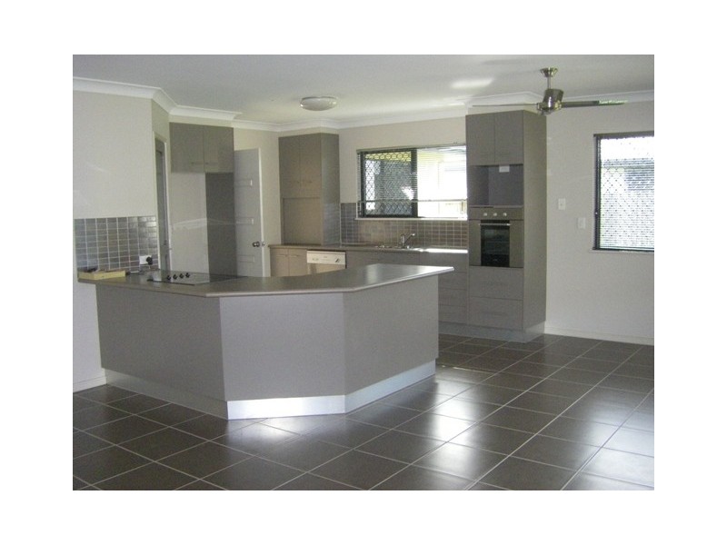 12 Vetiver Street, Trinity Park QLD 4879