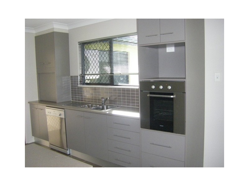 12 Vetiver Street, Trinity Park QLD 4879