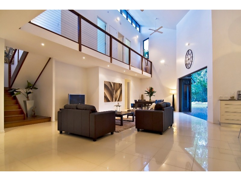 29 Aurelia Street, Palm Cove QLD 4879