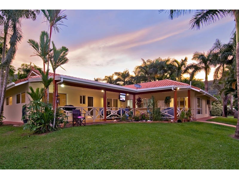 22-24 Joseph Banks Drive, Kewarra Beach QLD 4879