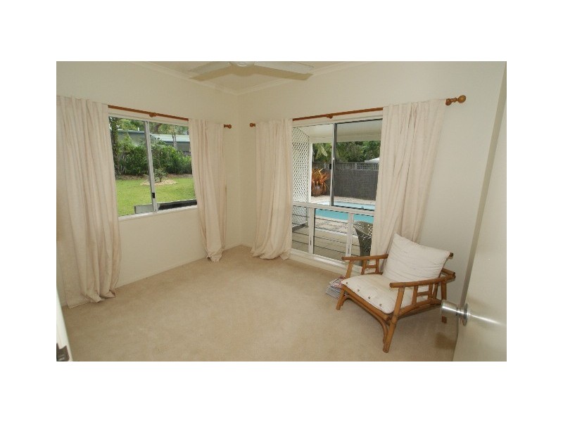 51 Yule Avenue, Clifton Beach QLD 4879