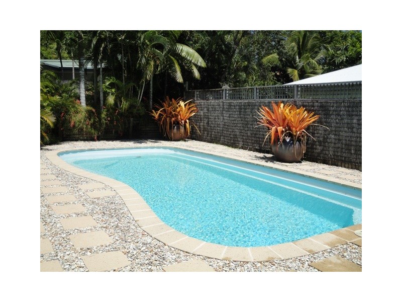 51 Yule Avenue, Clifton Beach QLD 4879