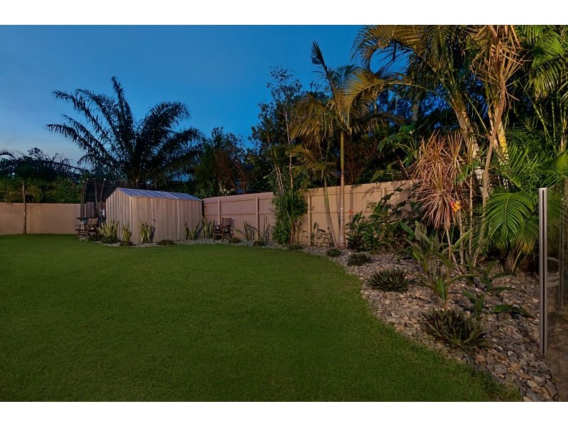 4 Barrier Close, Clifton Beach QLD 4879