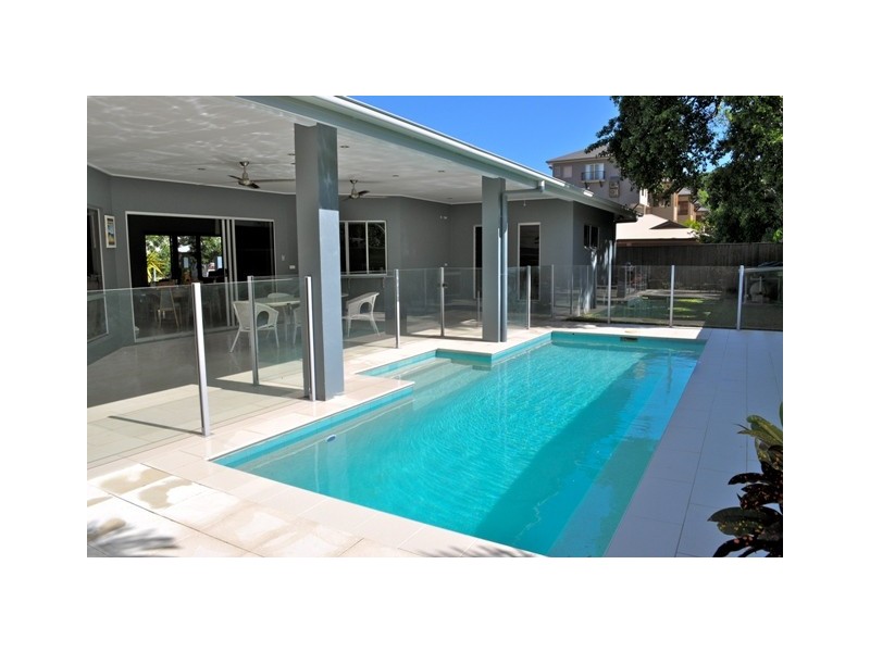 12 Saunders Court, Clifton Beach QLD 4879