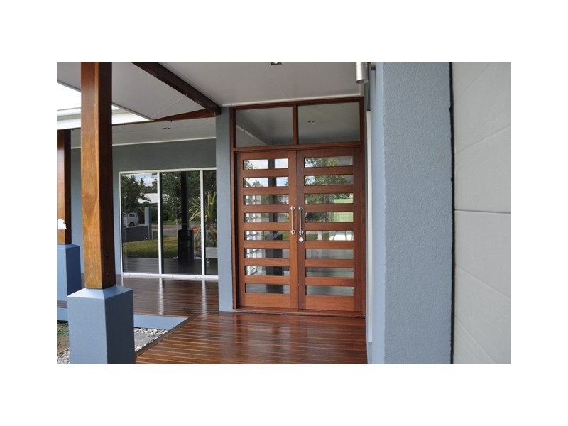 12 Saunders Court, Clifton Beach QLD 4879