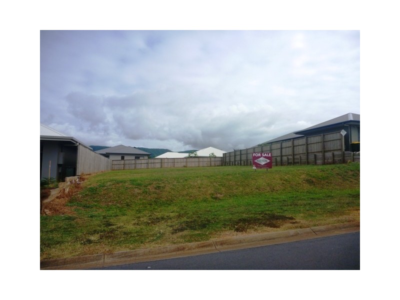 21 Catamaran Circuit, Trinity Beach QLD 4879