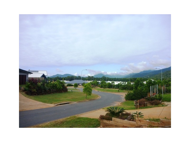 21 Catamaran Circuit, Trinity Beach QLD 4879