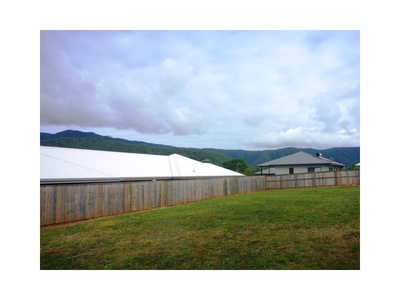 21 Catamaran Circuit, Trinity Beach QLD 4879