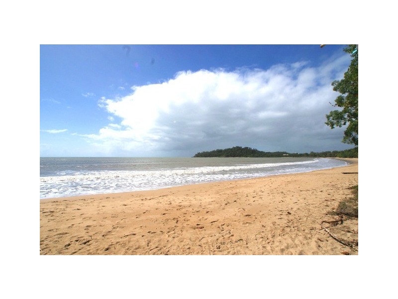 2 Edge Close, Kewarra Beach QLD 4879