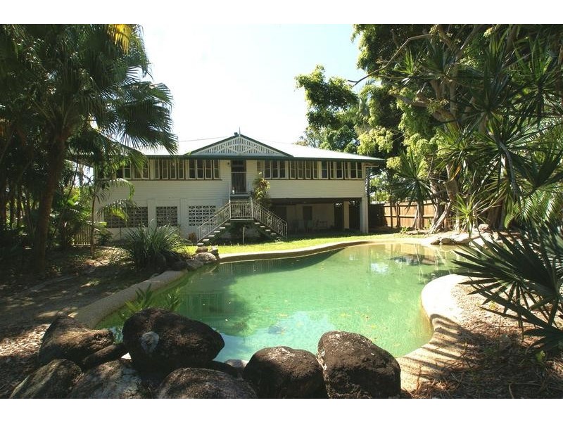 3 Mahab Street, Kewarra Beach QLD 4879