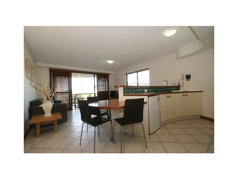 25/73 Esplanade, Cairns QLD 4870