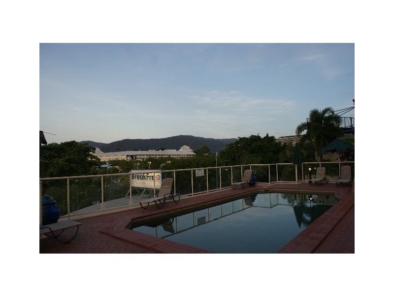 25/73 Esplanade, Cairns QLD 4870