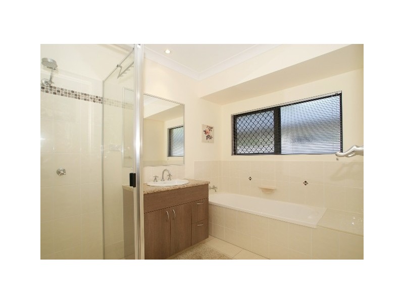 Kewarra Beach QLD 4879