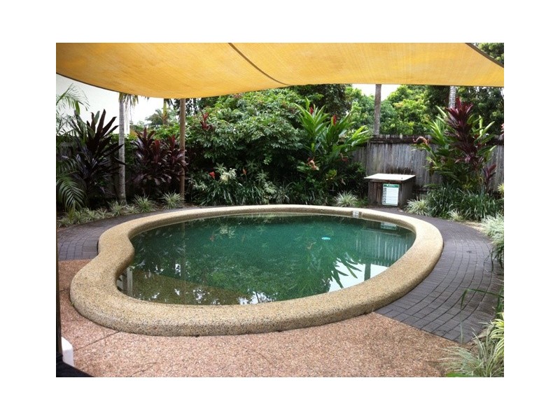 6/24 Old Smithfield Road, Freshwater QLD 4870