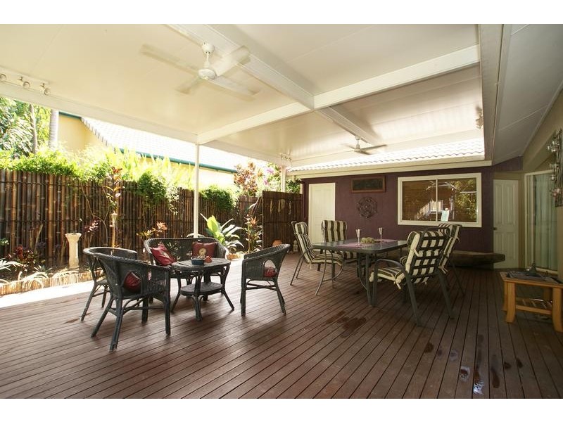 10 Green Ave, Kewarra Beach QLD 4879
