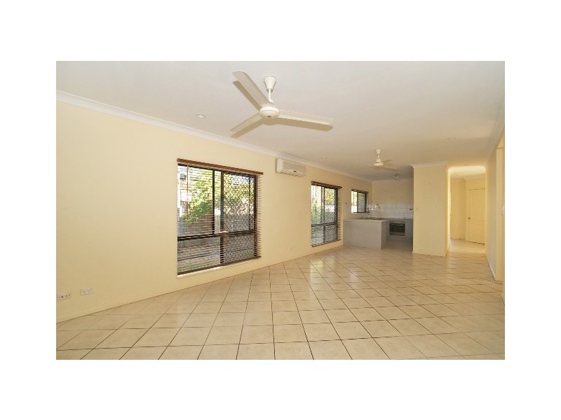 27 Cooya Street, Kewarra Beach QLD 4879